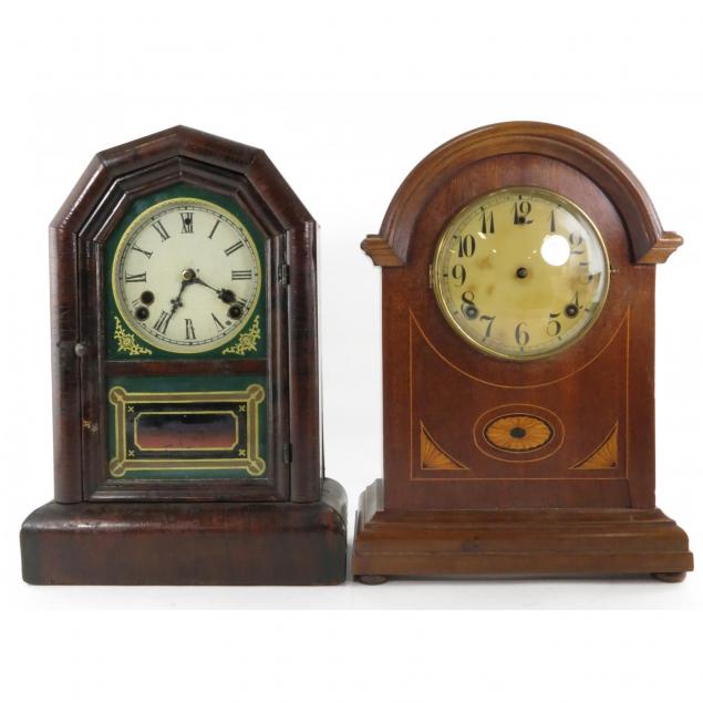 two-mantel-clocks