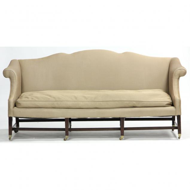 hepplewhite-shaped-back-eight-leg-sofa