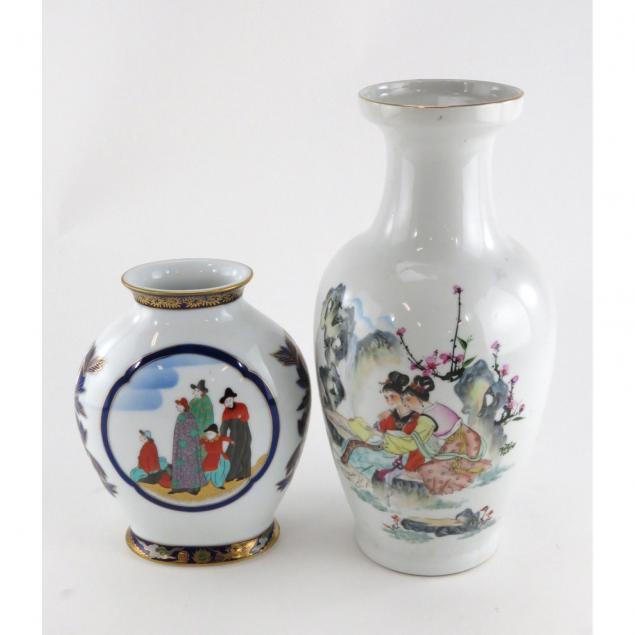 two-asian-vases