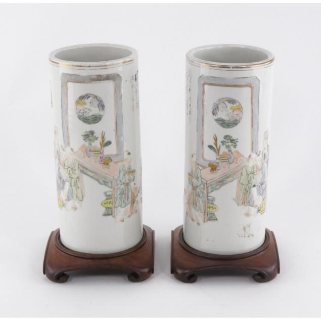 pair-of-chinese-porcelain-cylinder-vases