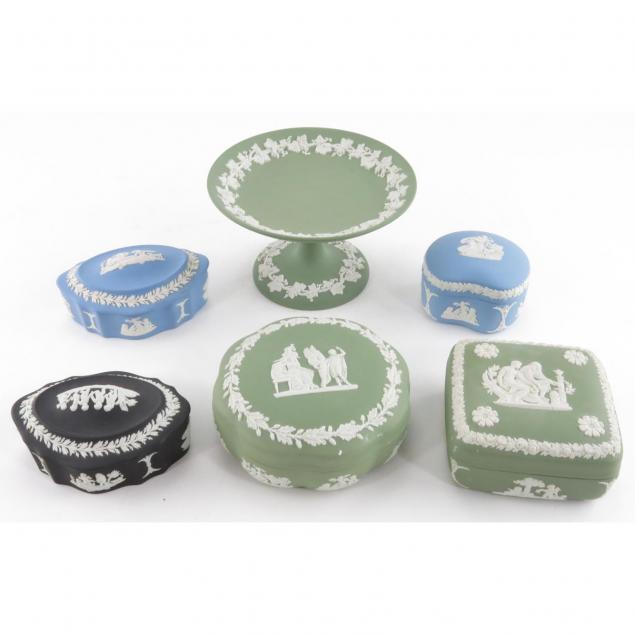 six-pieces-of-wedgwood