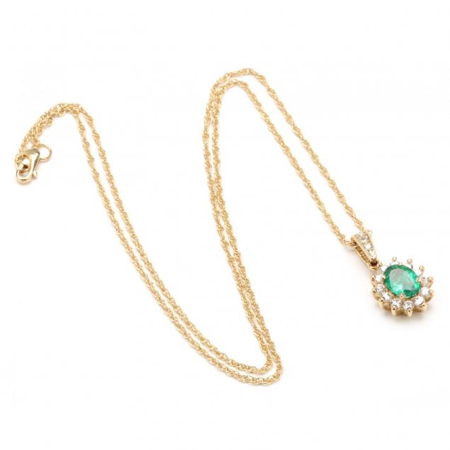 fine-18kt-emerald-and-diamond-pendant