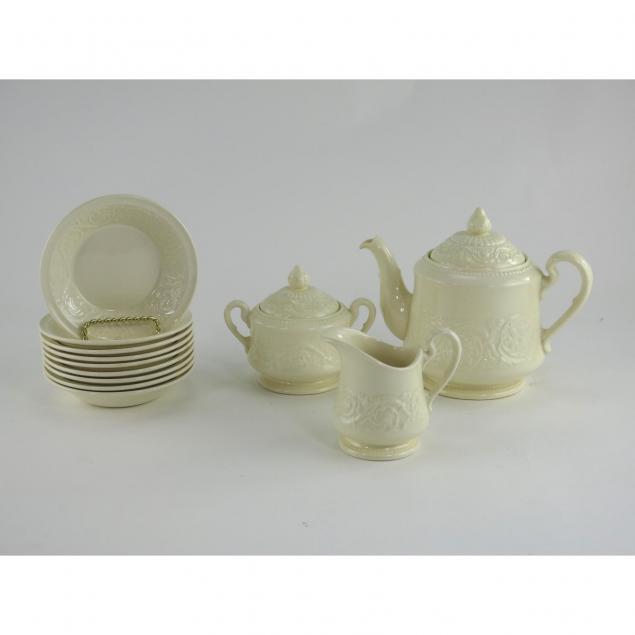 12-pieces-of-wedgwood-porcelain