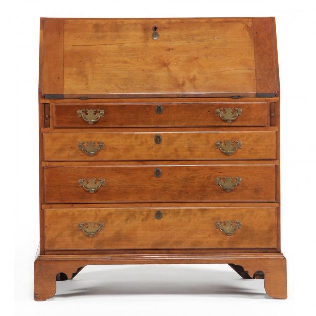 new-england-chippendale-slant-front-desk