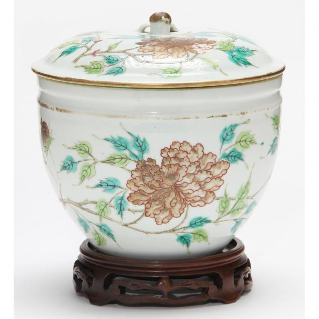 chinese-porcelain-storage-jar-with-cover