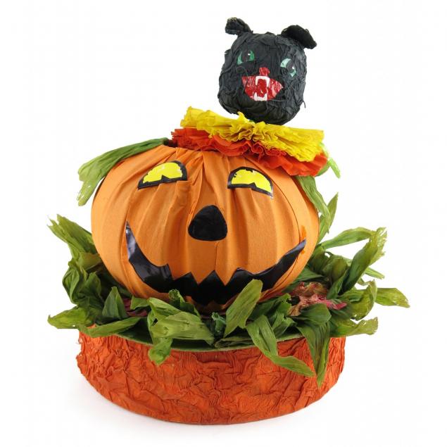 vintage-halloween-lidded-centerpiece-and-accessories