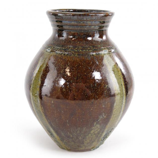 nc-pottery-vase-kim-ellington