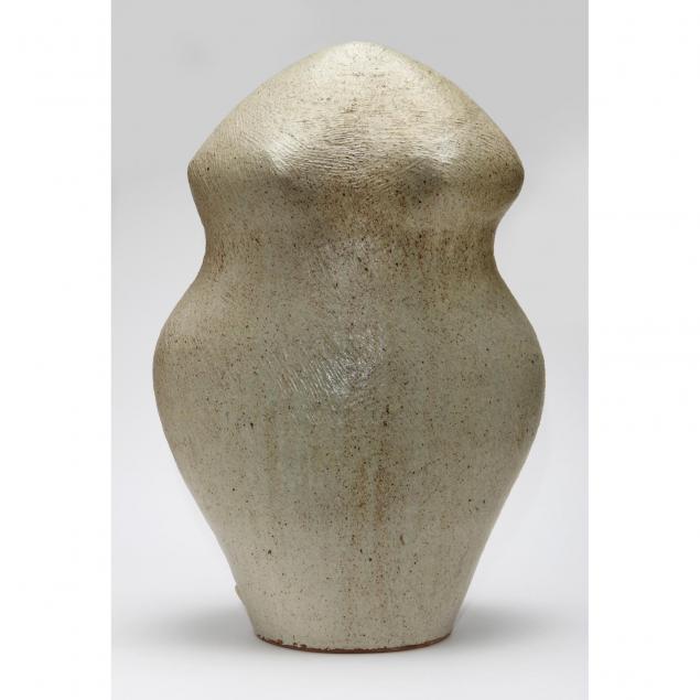 nc-pottery-tom-suomalainen-full-bodied-female-figure