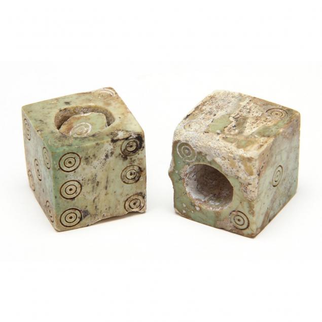 pair-of-ancient-roman-dice