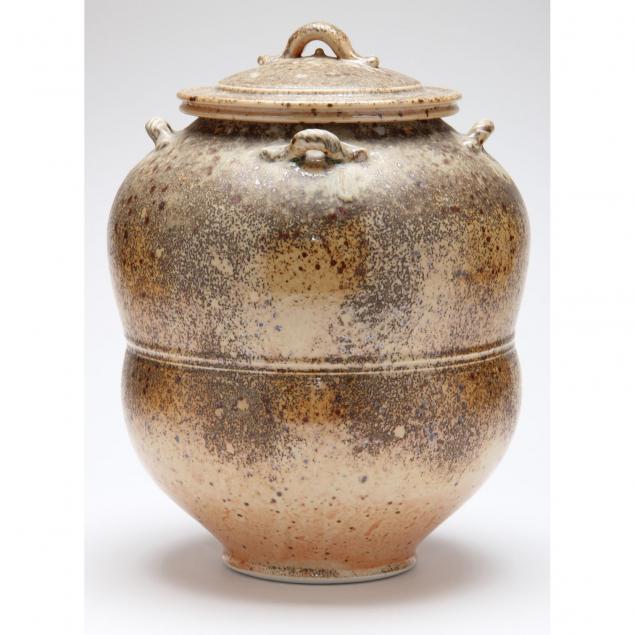 tom-turner-studio-pottery-covered-jar