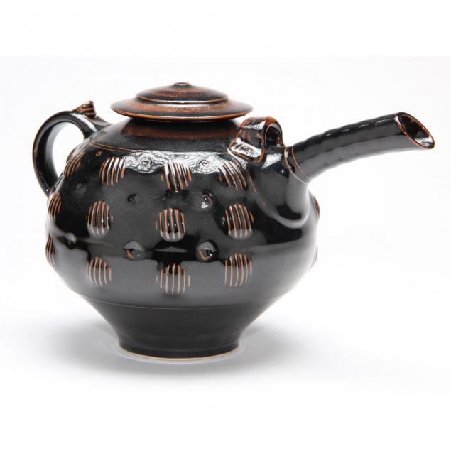 nc-pottery-tom-turner-teapot