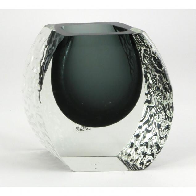 modernist-murano-glass-vase