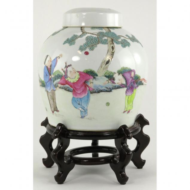chinese-hand-painted-porcelain-covered-jar