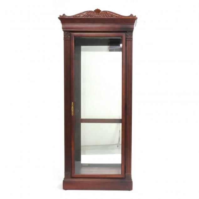 howard-miller-lighted-curio-case