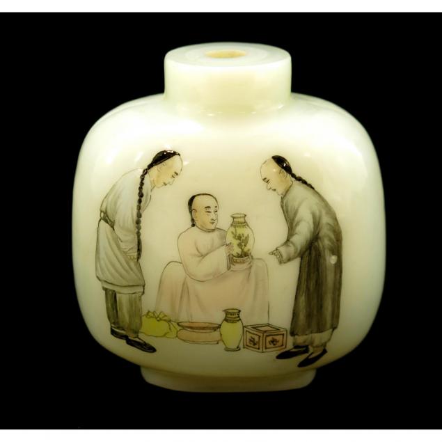 large-peking-glass-snuff-bottle