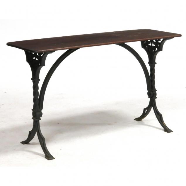 victorian-cast-iron-trestle-table