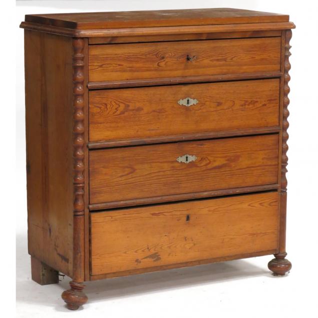 victorian-cottage-chest