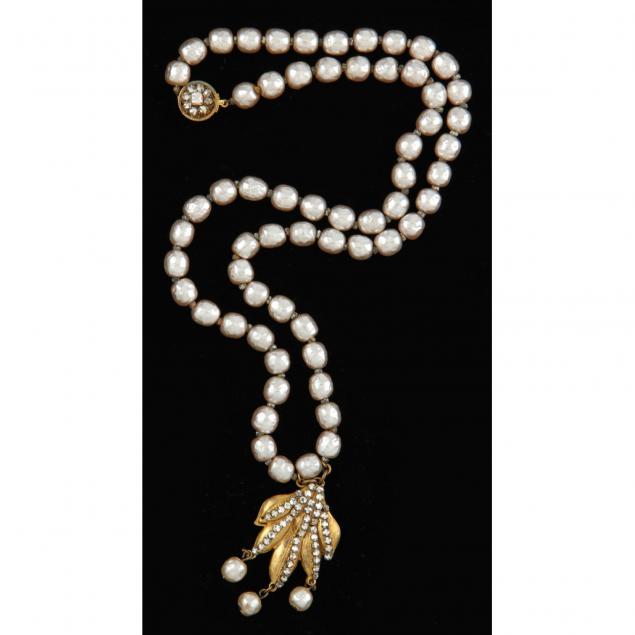 faux-pearl-and-pendant-necklace-miriam-haskell