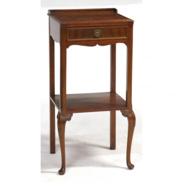 queen-anne-style-one-drawer-table