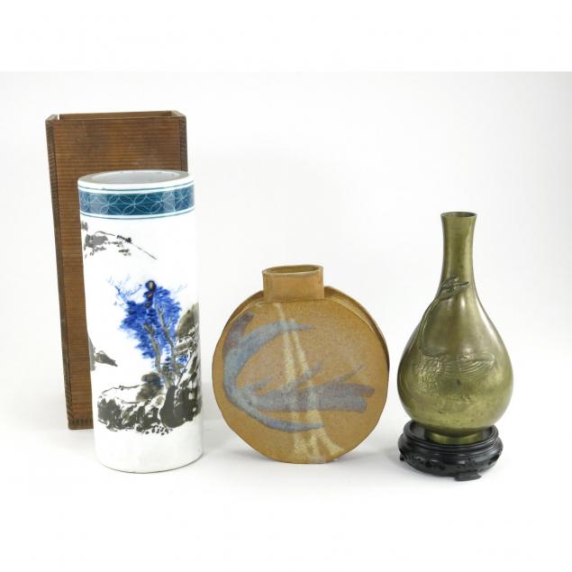 three-japanese-vases