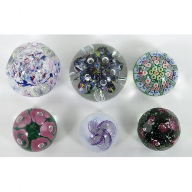 six-signed-art-glass-paperweights