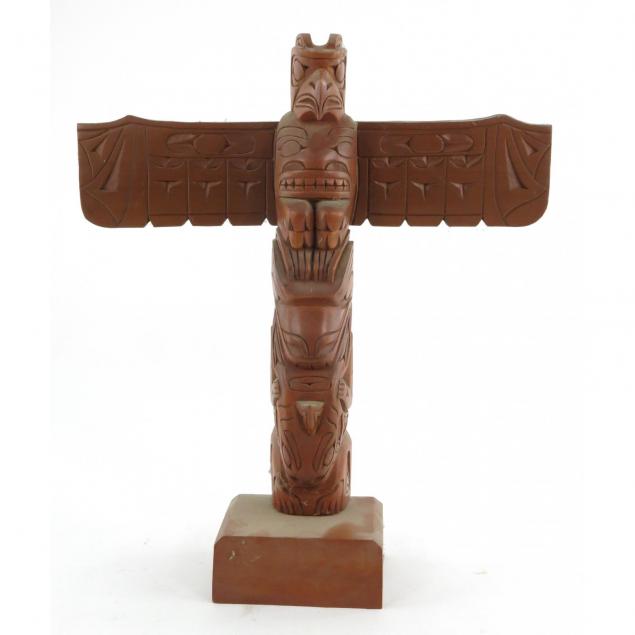 northwest-coast-carved-totem-pole-by-alec-peters