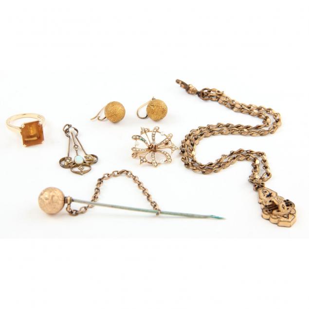 vintage-jewelry-grouping