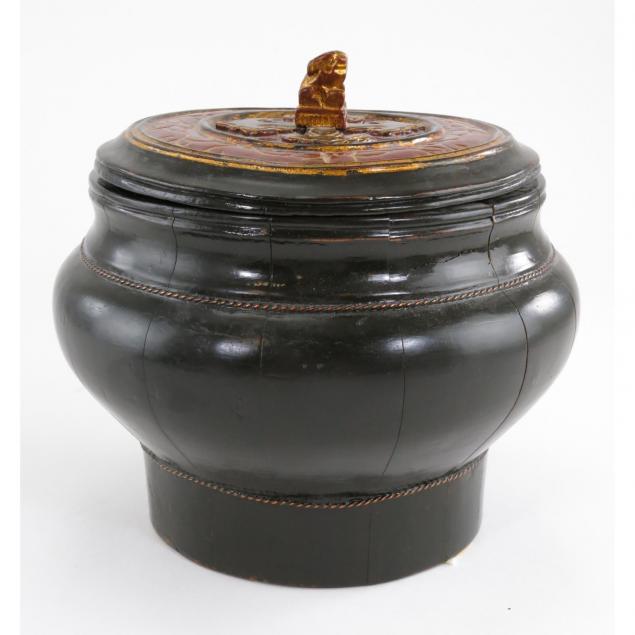 chinese-carved-lidded-box