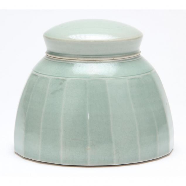 tom-turner-studio-pottery-double-lidded-jar