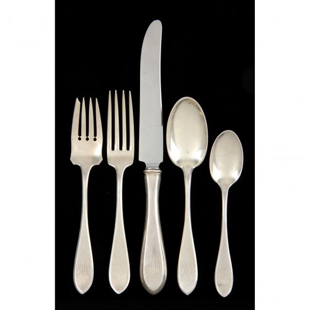 international-john-winthrop-sterling-silver-flatware-service