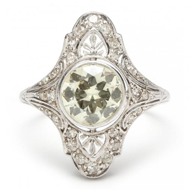 antique-platinum-diamond-ring