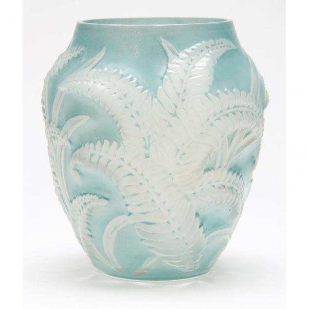 phoenix-glass-art-deco-fern-vase