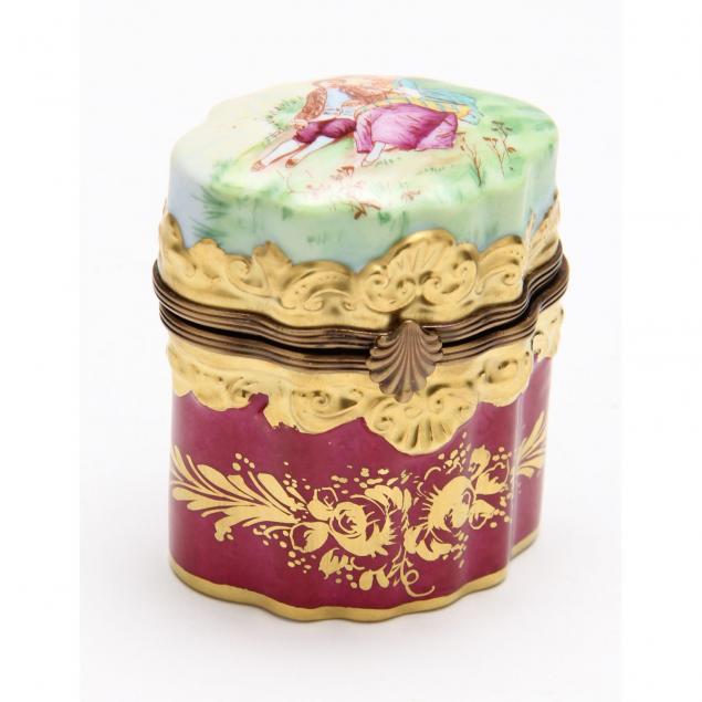 limoges-rochard-porcelain-trinket-box-with-perfumes