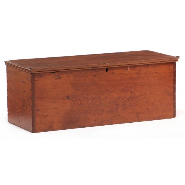 new-england-dovetailed-blanket-chest