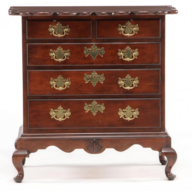 queen-anne-style-chest-of-drawers
