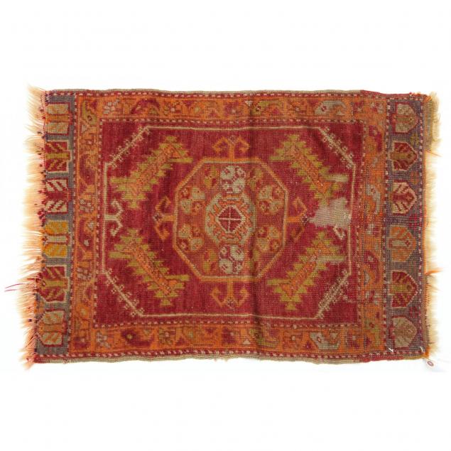 hand-tied-oriental-mat