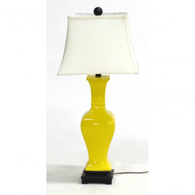 mid-century-asian-style-table-lamp