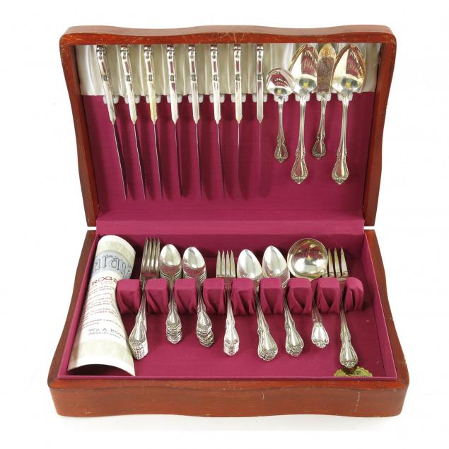 silverplate-flatware-set-in-case-william-rogers