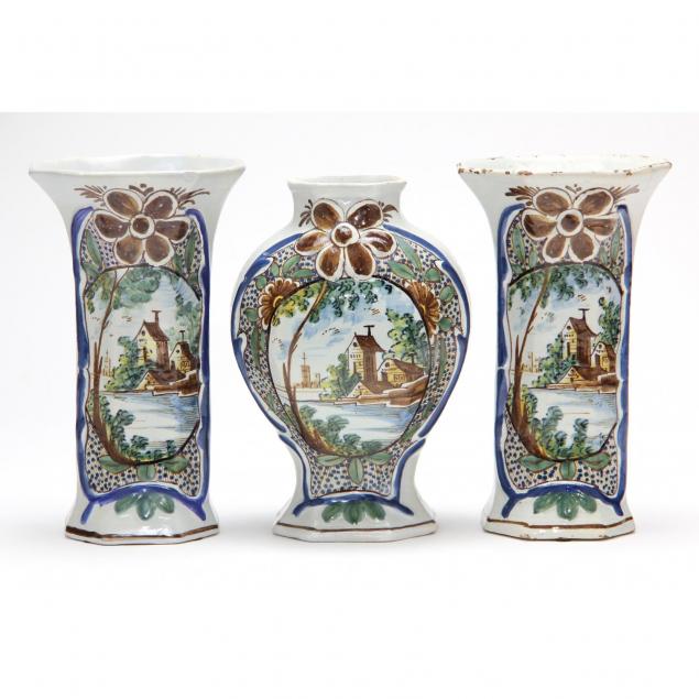 delft-three-piece-garniture-set