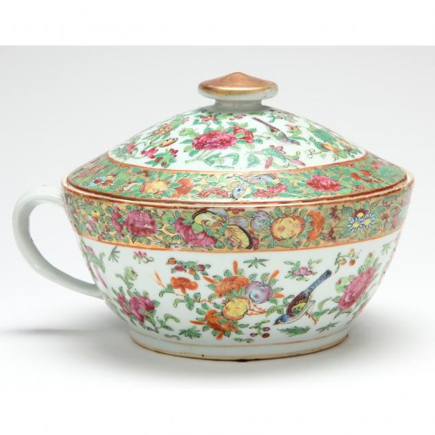 chinese-export-porcelain-chamber-pot