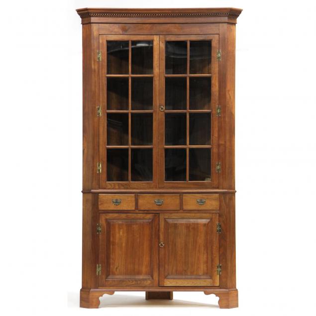 north-carolina-custom-corner-cupboard