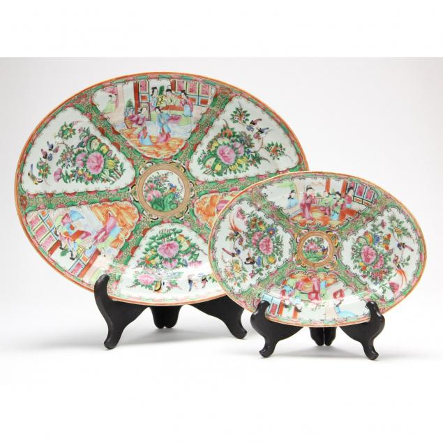two-chinese-export-porcelain-trays