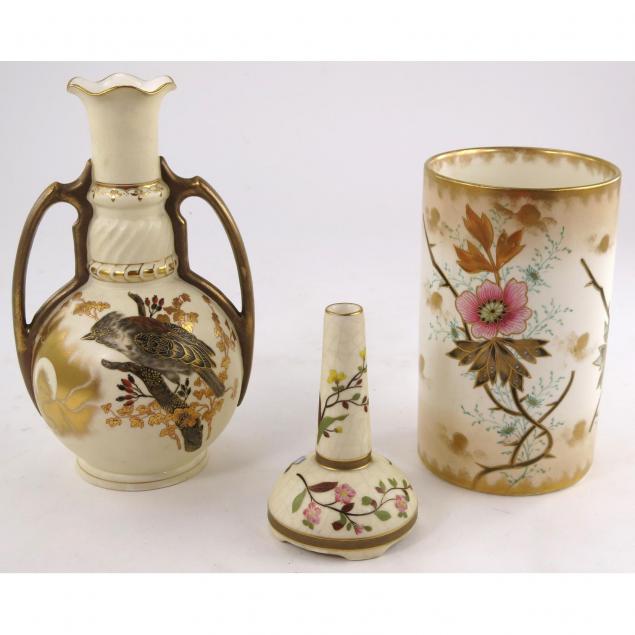 three-aesthetic-period-vases