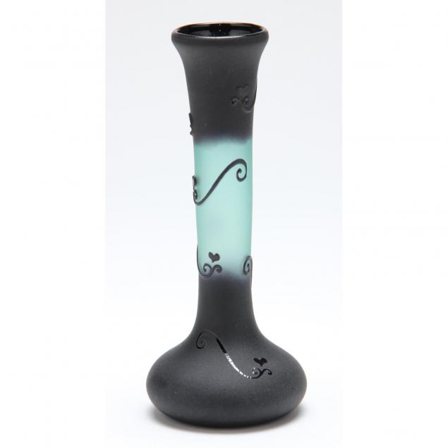 kelsey-pilgrim-cameo-glass-vase