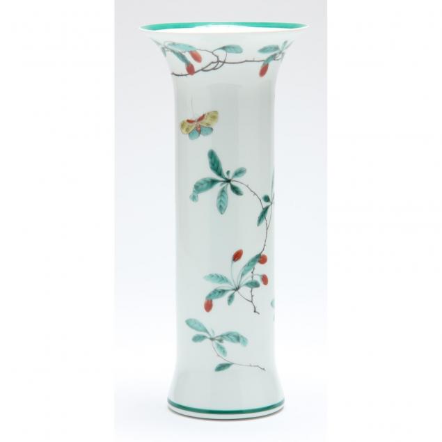mottahedeh-porcelain-vase