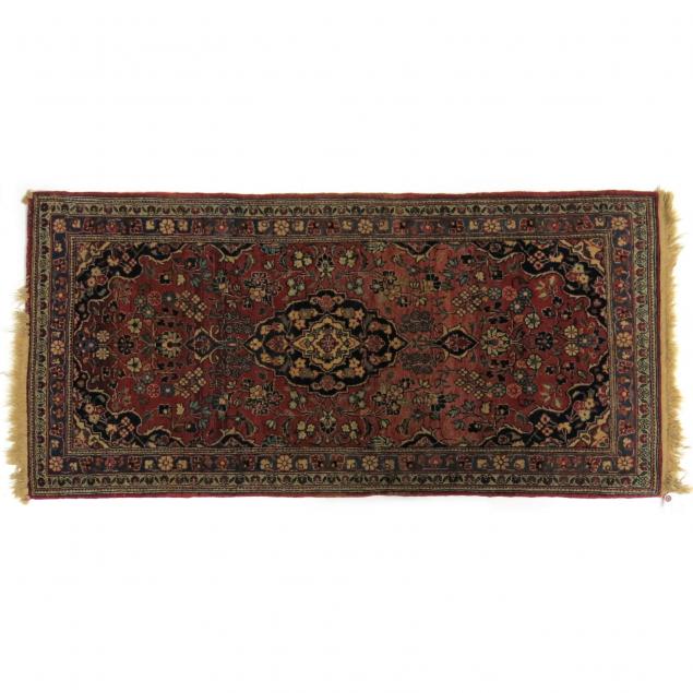 vintage-sarouk-area-rug