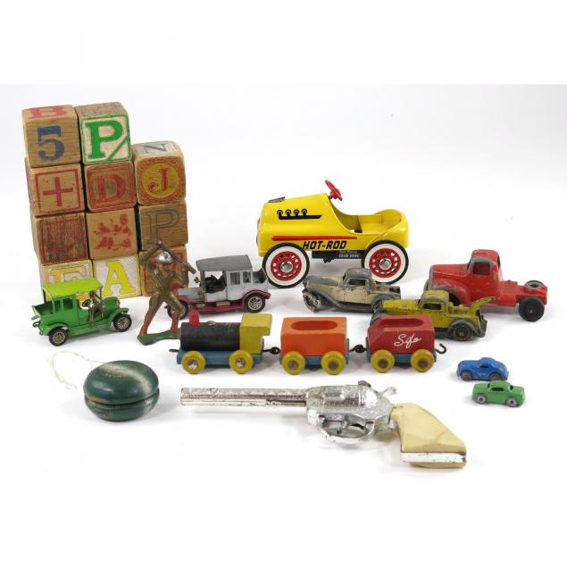 assortment-of-vintage-toys