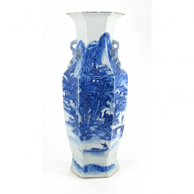 chinese-blue-and-white-porcelain-vase
