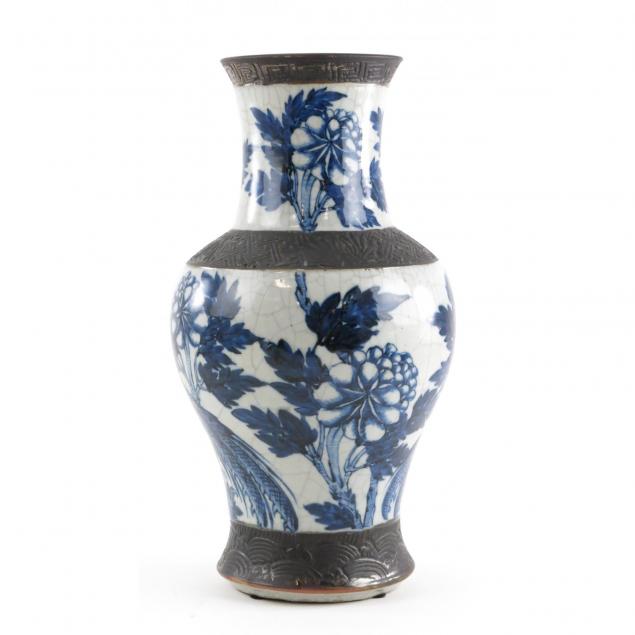 chinese-export-porcelain-vase