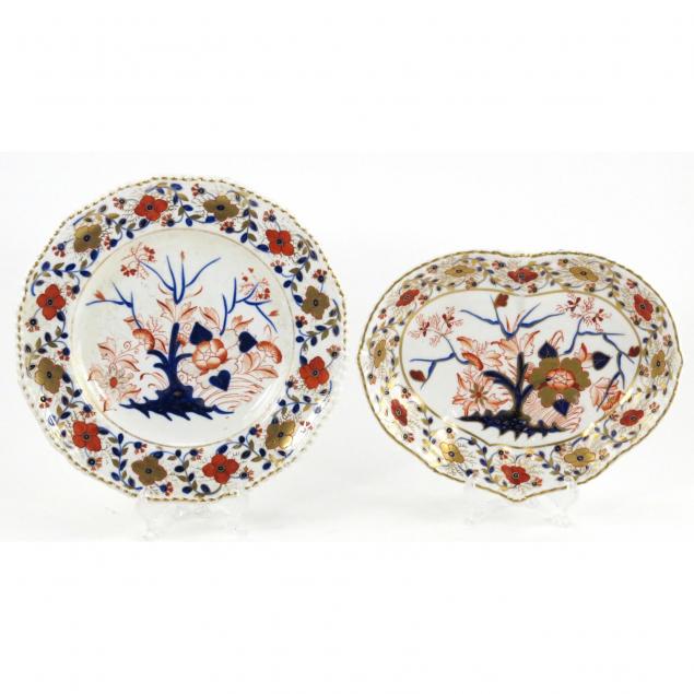 two-royal-crown-derby-imari-serving-dishes